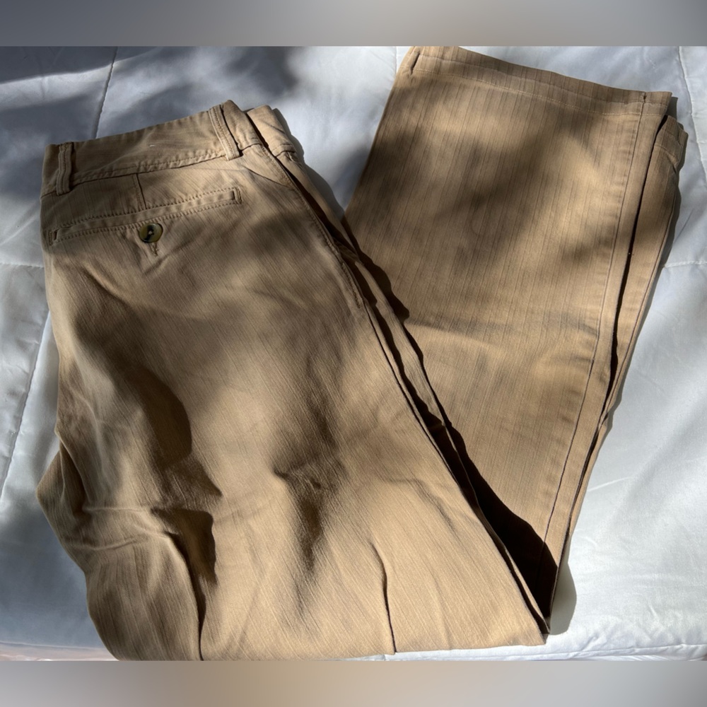 Banana Republic Women’s Classic Stiped Khaki Pants Cotton